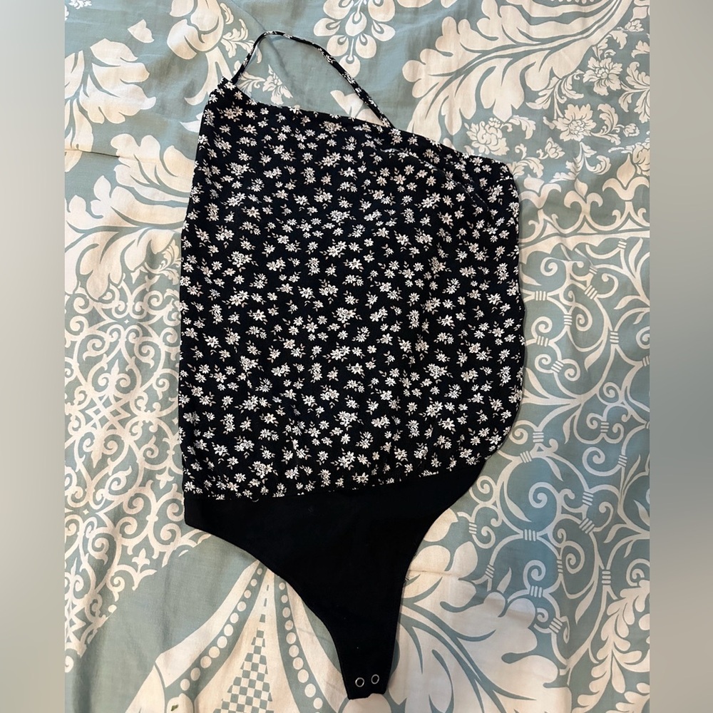 Abercrombie & Fitch One Shouldet Bodysuit